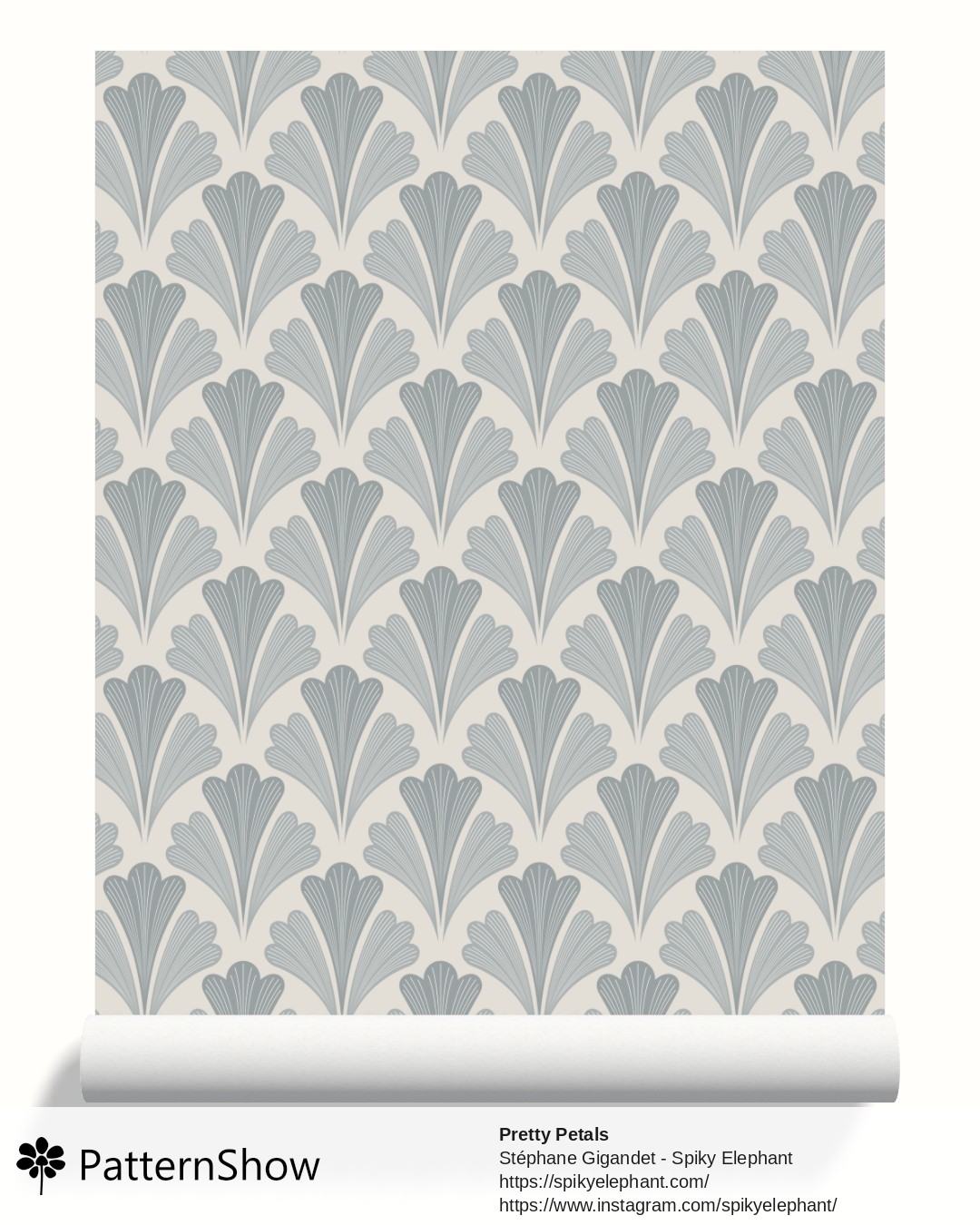 Pretty Petals wallpaper - Calm Neutral Grey Blue