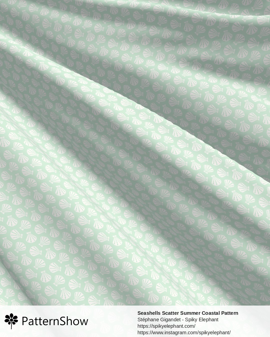 Seashells Scatter Summer Coastal Pattern - Soft Light Green