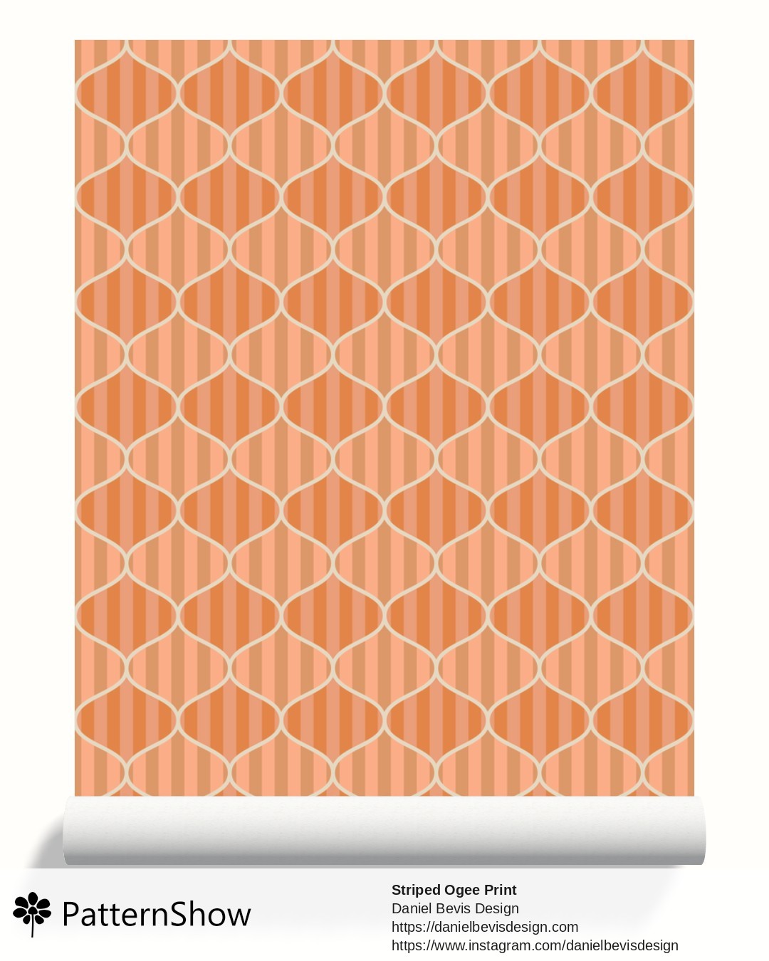 Striped Ogee Print wallpaper - Pumpkin Spice Latte