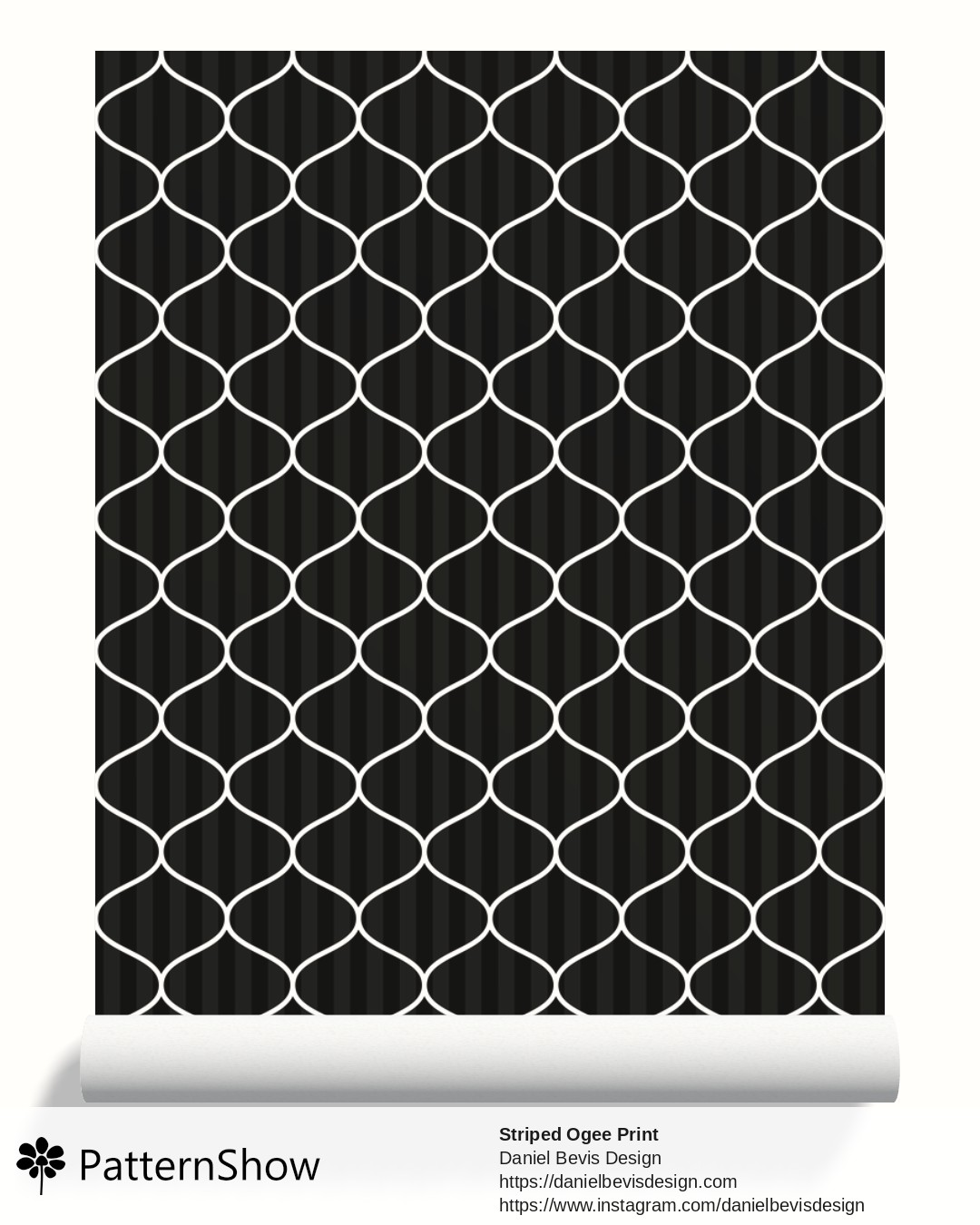 Striped Ogee Print wallpaper - Black and White