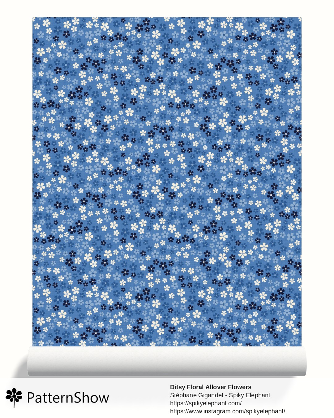 Ditsy Floral Allover Flowers wallpaper - Denim Delft Blue Navy Cream