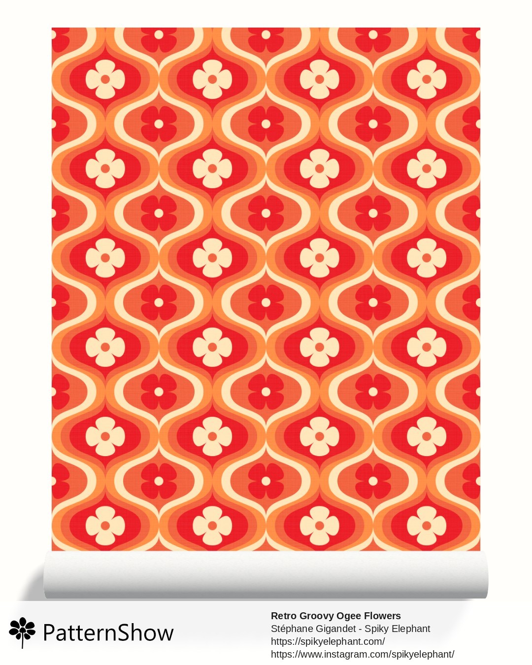 Retro Groovy Ogee Flowers wallpaper - Funky Red, Peach Orange, White Cream