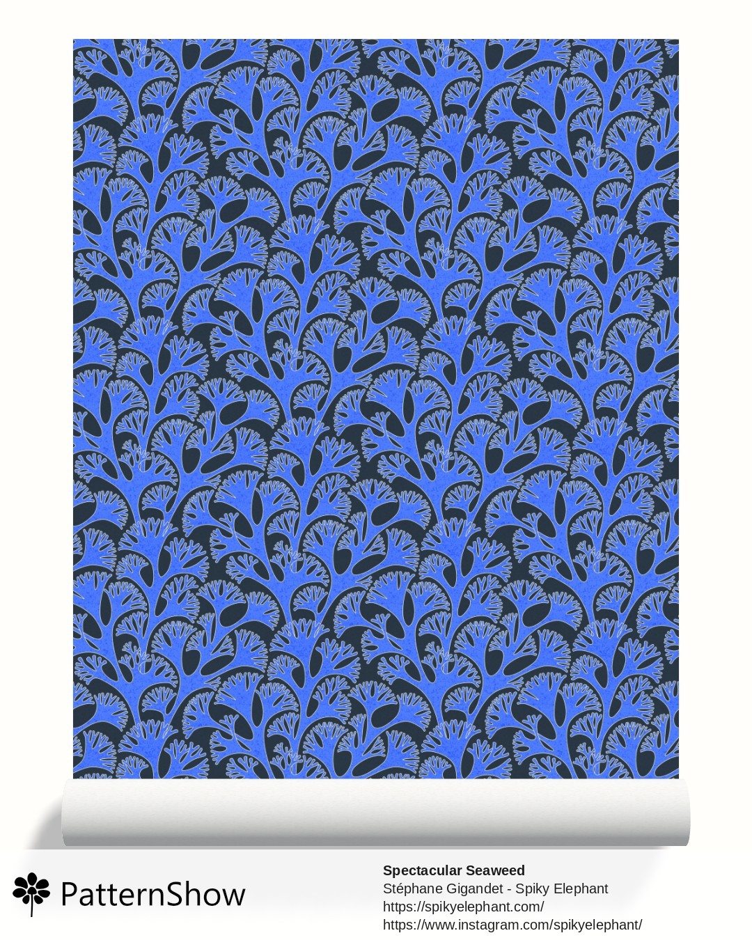 Spectacular Seaweed wallpaper - Japanese Shibori Blue Dark Navy Ocean